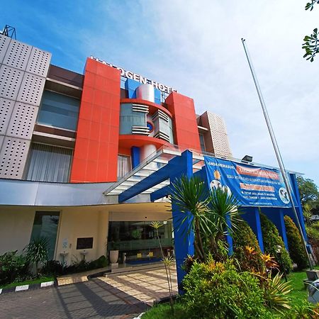Halogen Hotel Airport Surabaya Sidoarjo Buitenkant foto