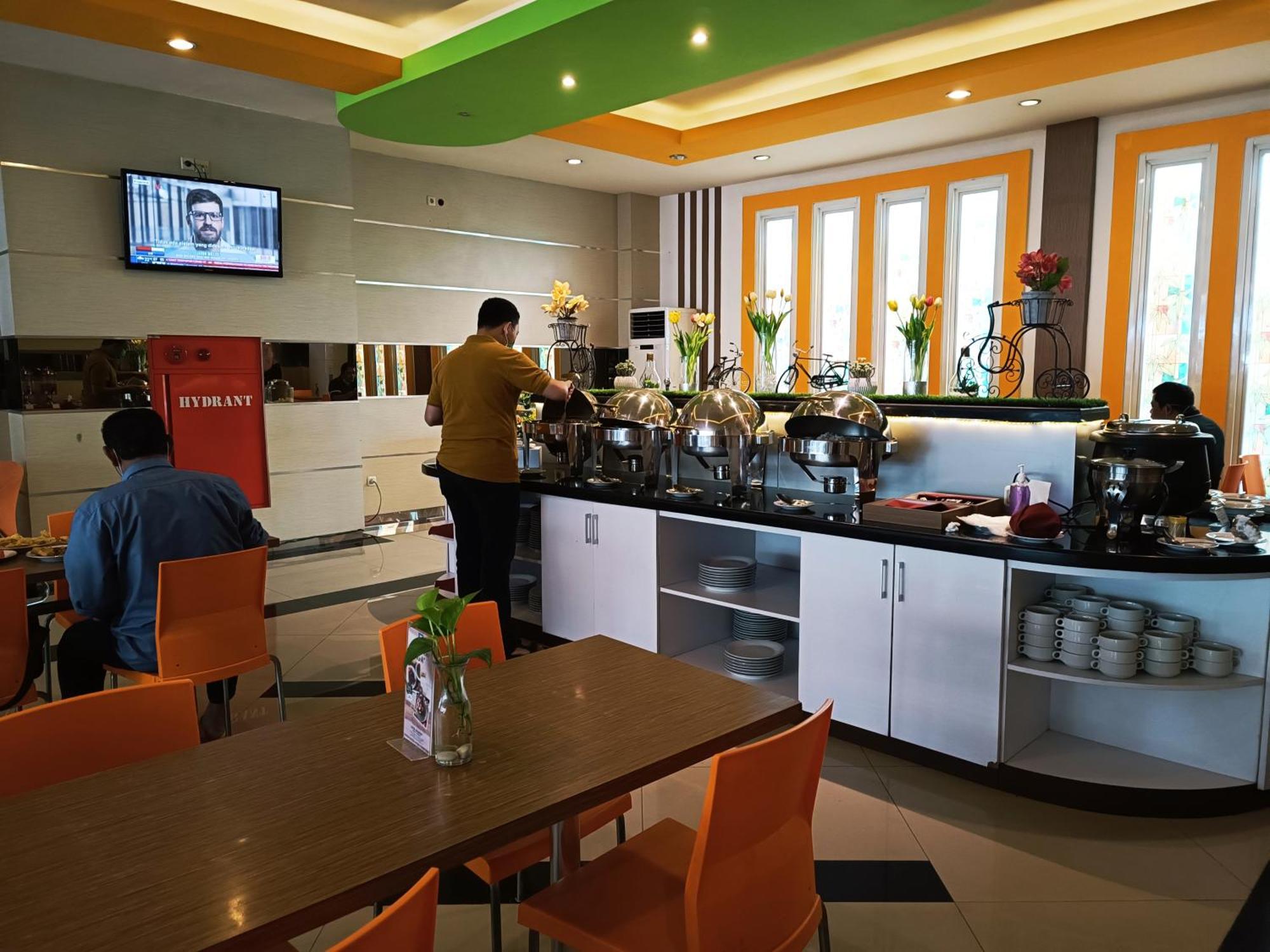 Halogen Hotel Airport Surabaya Sidoarjo Buitenkant foto